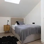 Luxury Rooftop Escape Duplex *