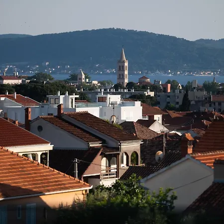 Luxury Rooftop Escape Duplex Апартаменты