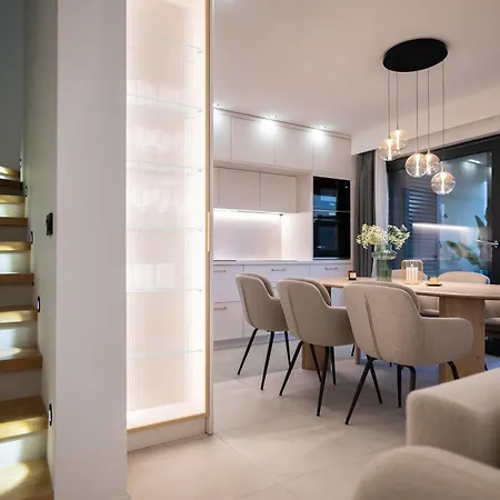 Luxury Rooftop Escape Duplex Апартаменты