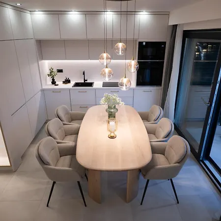 Апартаменты Luxury Rooftop Escape Duplex Задар
