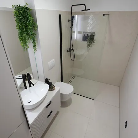 Luxury Rooftop Escape Duplex Апартаменты Задар
