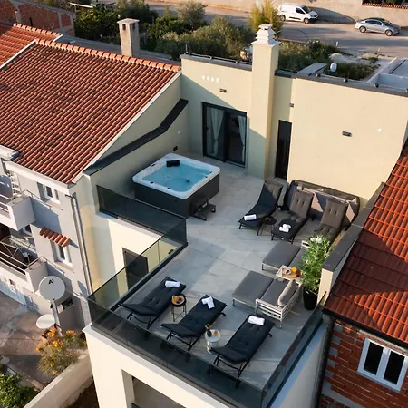 Luxury Rooftop Escape Duplex Апартаменты Задар