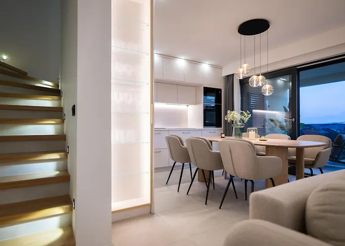 Luxury Rooftop Escape Duplex Lejlighed