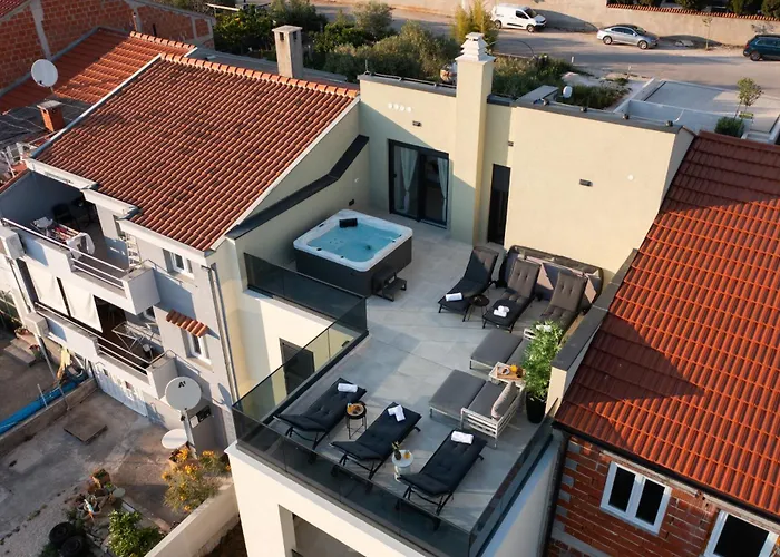 Luxury Rooftop Escape Duplex Lejlighed Zadar