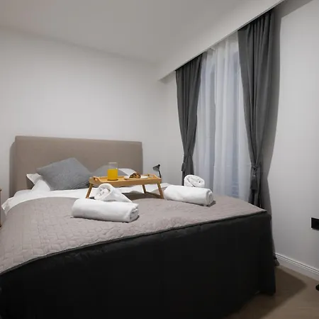 Appartamento Luxury Rooftop Escape Duplex Zara