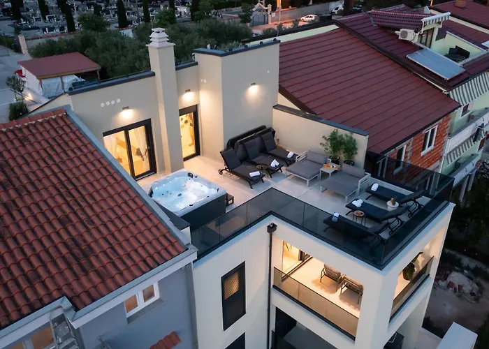 شقة Luxury Rooftop Escape Duplex *