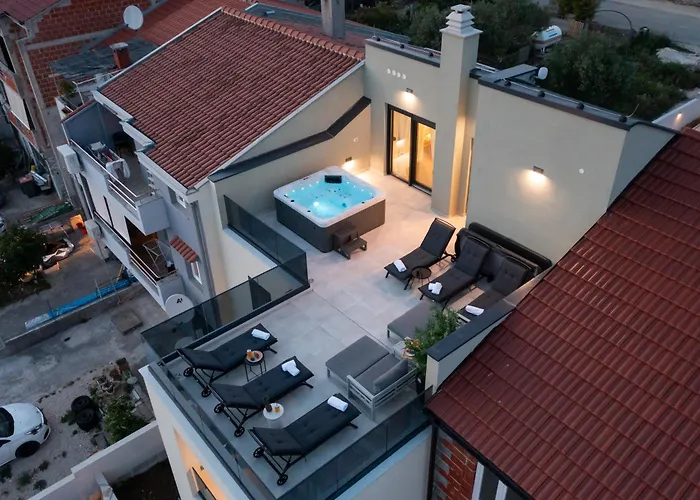 شقة Luxury Rooftop Escape Duplex