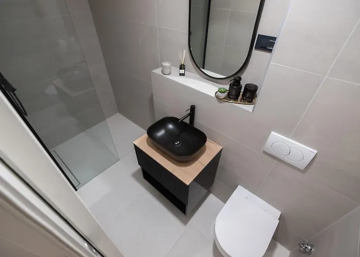 Luxury Rooftop Escape Duplex شقة *