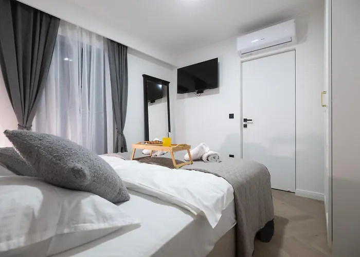 شقة Luxury Rooftop Escape Duplex *