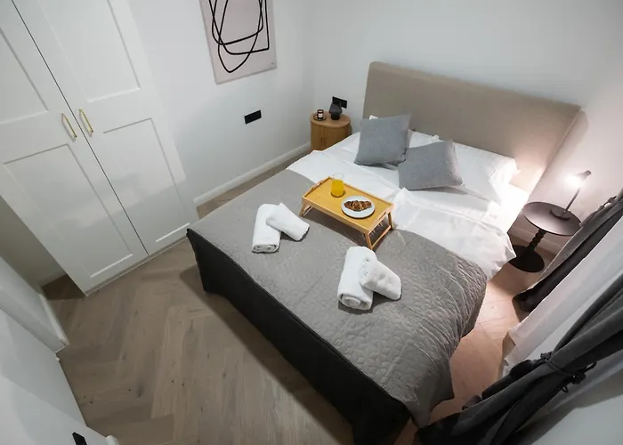 Luxury Rooftop Escape Duplex * زادار