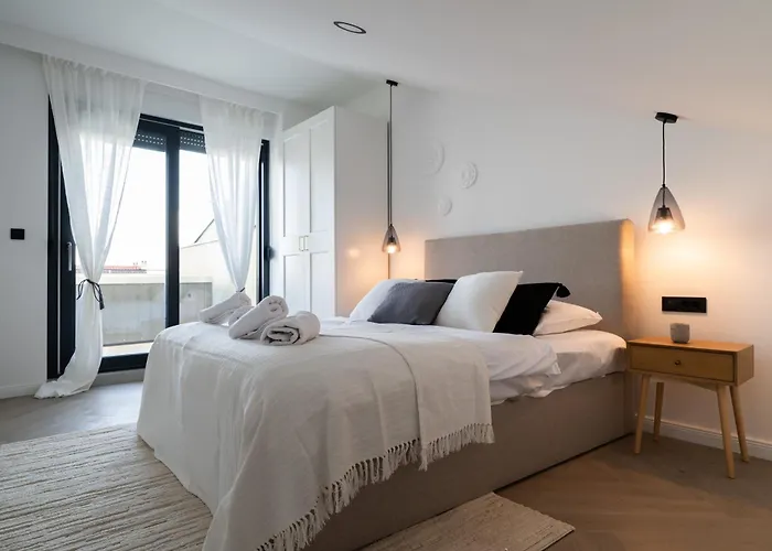 Luxury Rooftop Escape Duplex شقة *