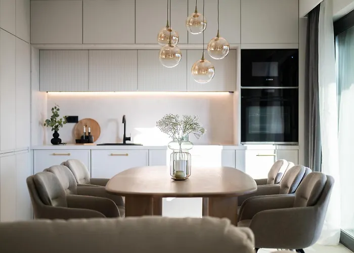 شقة Luxury Rooftop Escape Duplex زادار