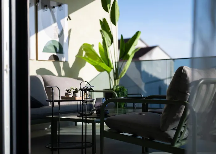 شقة Luxury Rooftop Escape Duplex زادار